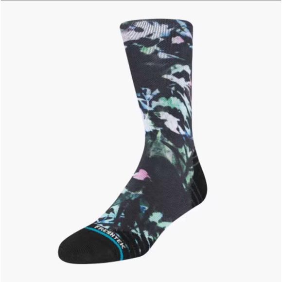STANCE UNISEX PERFORMANCE SOCKS IN SIZE SMALL FITS WOMEN 5-7.5 and MEN 3-5.5 - Picture 1 of 8
